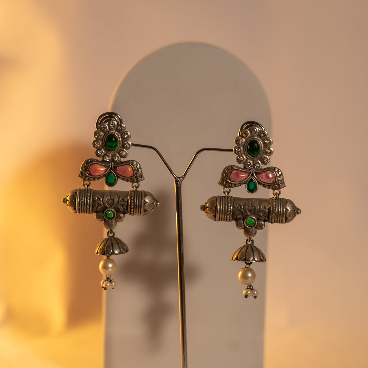 CAMELLIA HANDMADE RAW AND RUSTIC GRACE FAUX SILVER ANTIQUE MALA WITH EARRINGS ML181