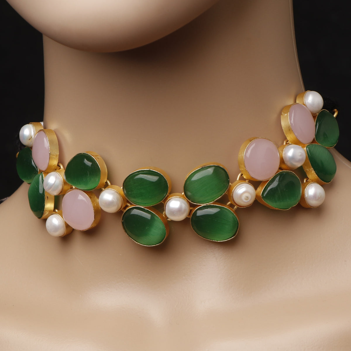 BAGYA BIJOUX PREMIUM AND EXCLUSIVE HANDMADE MONALISA CHOKER WITH EARRINGS CH405