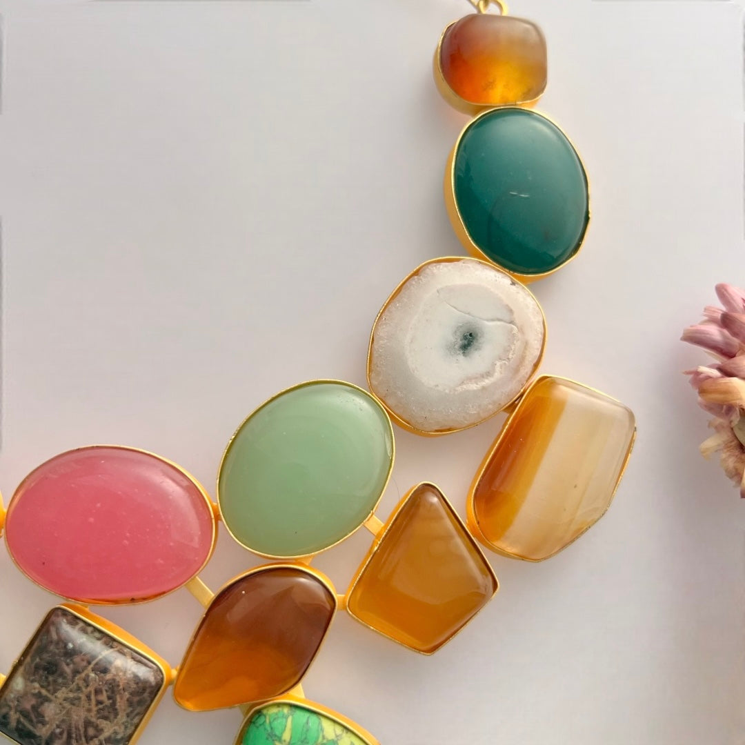 EMINEY POLISHED  MIXED STONE STATEMENT RAW AND ANTIQUE FINISH NECKLACE NL05