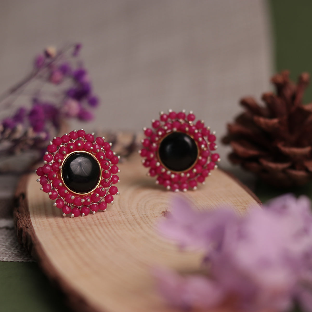 NIRASHA BIJOUX HANDMADE MONALISA MINIMALIST CHOKER WITH EARRINGS CH45