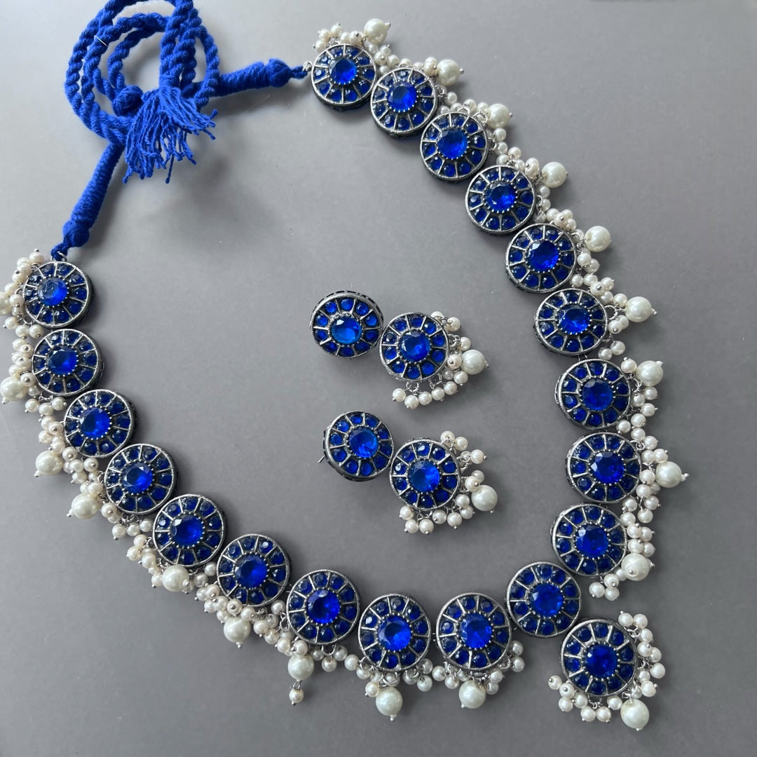 VINAYA FAUX SILVER BIJOUX PREMIUM AND EXCLUSIVE SEMI HANDMADE NECKLACE WITH EARRINGS NL136