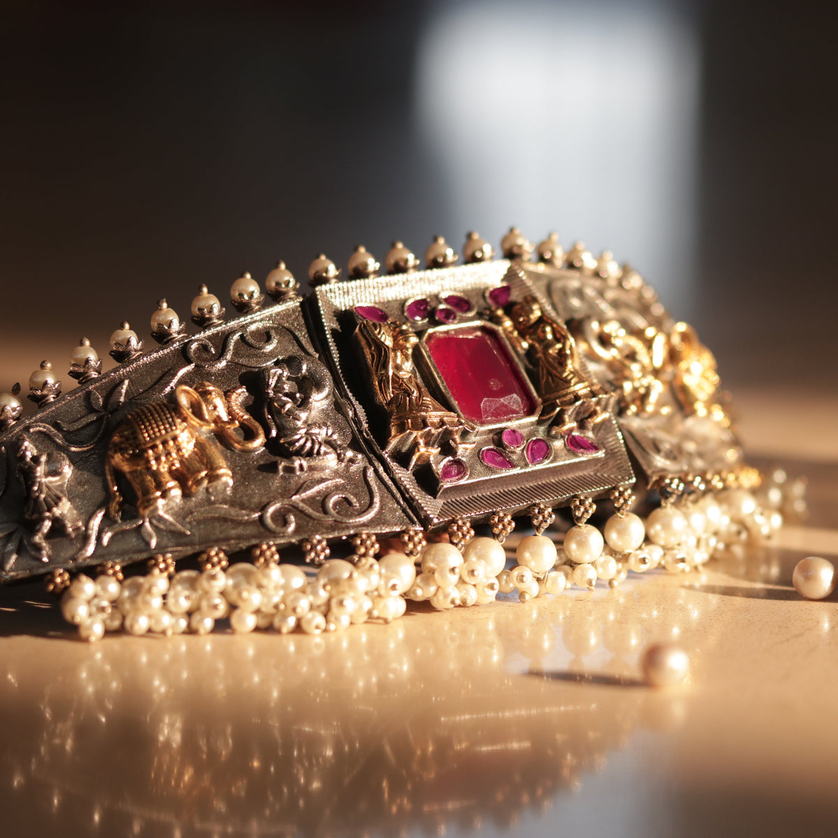 SUGIR BIJOUX PREMIUM DUAL TONED SEMI HANDMADE CHOKER WITH EARRINGS CH69