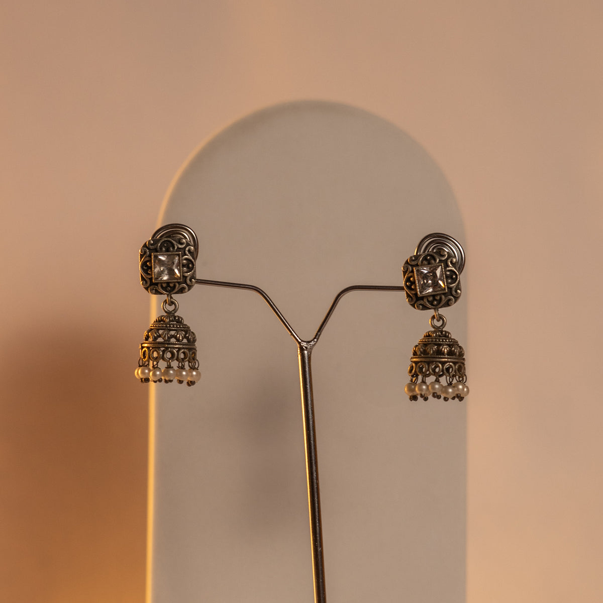 MOMO SILVER LOOK ALIKE ANTIQUE SEMI-HANDMADE MALA WITH EARRINGS ML176