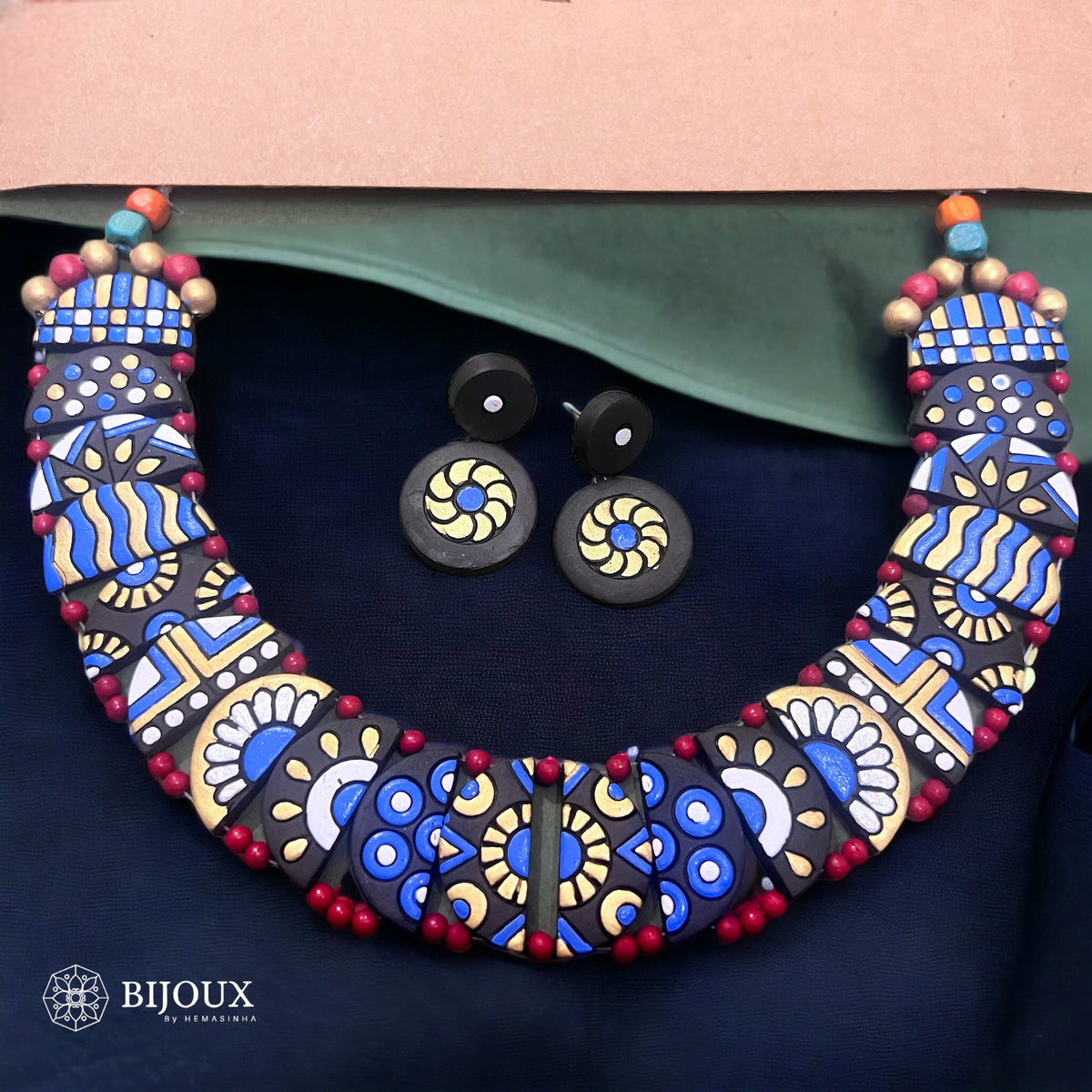 POSH FLAIR TERRACOTTA NECKLACE WITH EARRINGS TR17