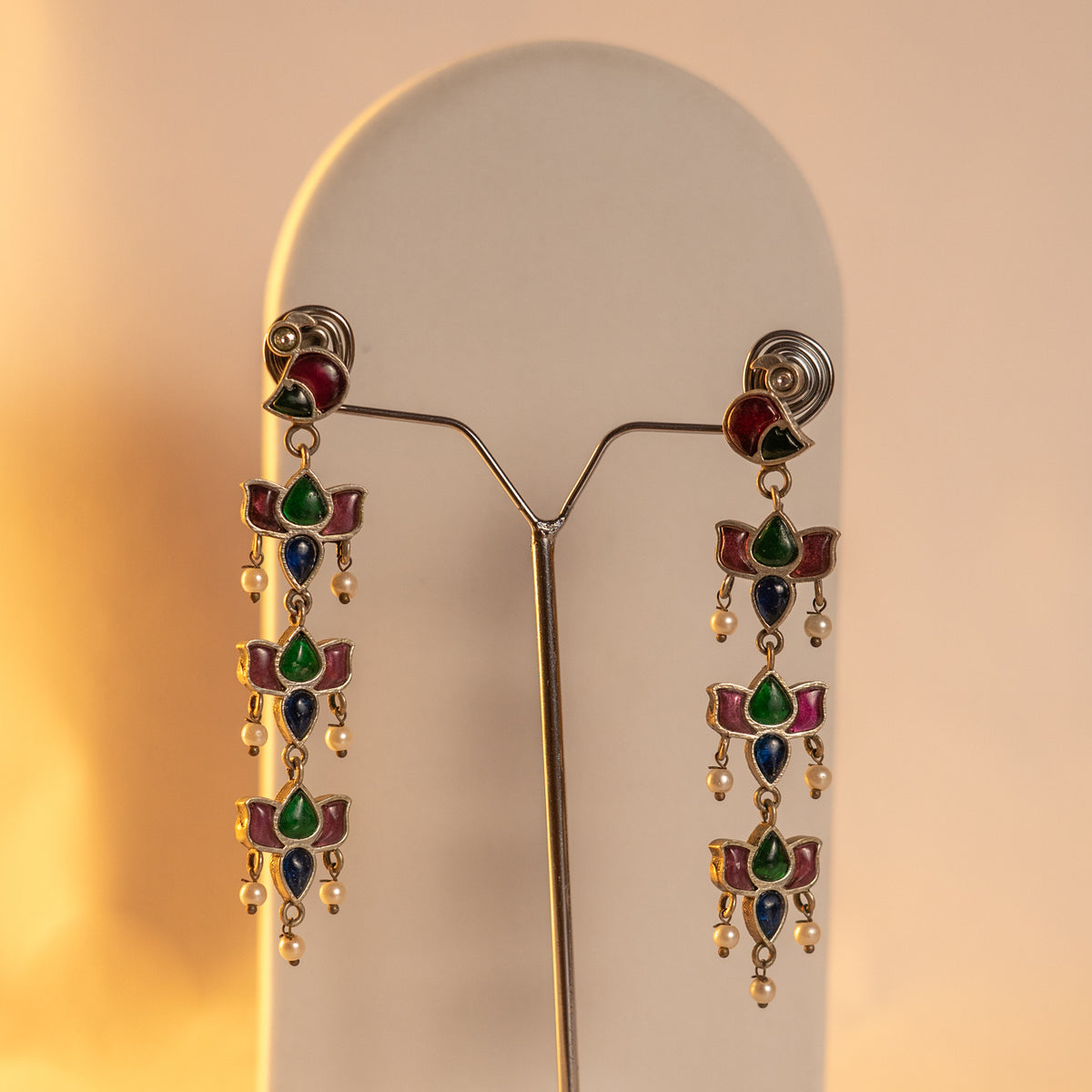 BLOOM HANDMADE RAW AND RUSTIC CLUSTER FAUX SILVER ANTIQUE MALA WITH EARRINGS ML185