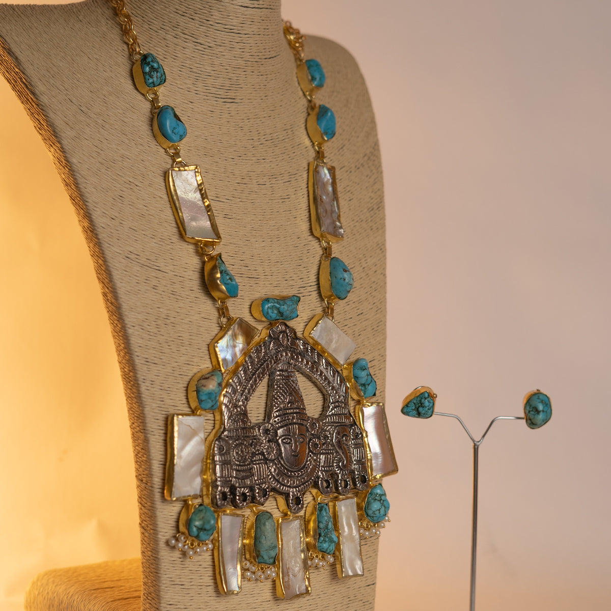 VENKAT BIJOUX, HANDCRAFTED TURQUOISE, MOP SHELL, AND RAW SATONE MALA WITH EARRINGS ML168
