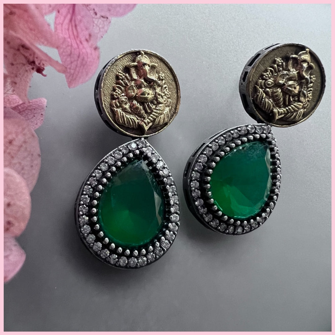 PALOT FAUX SILVER BIJOUX PREMIUM AND EXCLUSIVE SEMI HANDMADE DUAL TONED NECKLACE WITH EARRINGS NL139