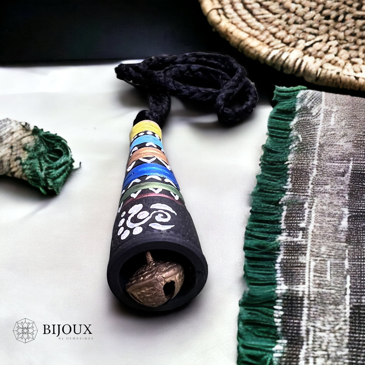 FROSTY FIZZ FRIEND TERRACOTTA PENDANT WITH BLACK ROPE TR16