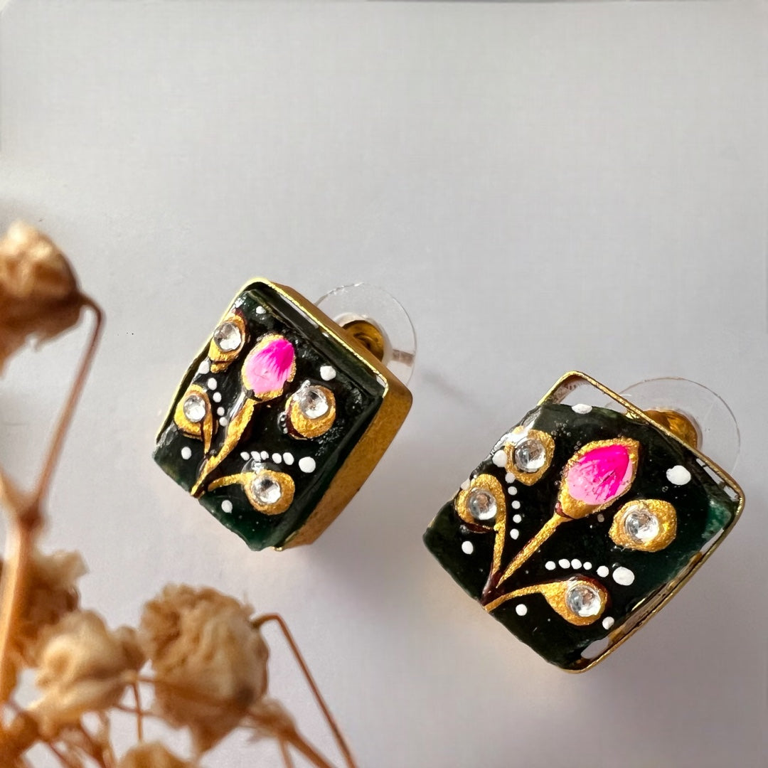 NIRAYA RAW STONE HAND PAINTED HANDMADE NECKPIECE WITH EARRINGS CH419