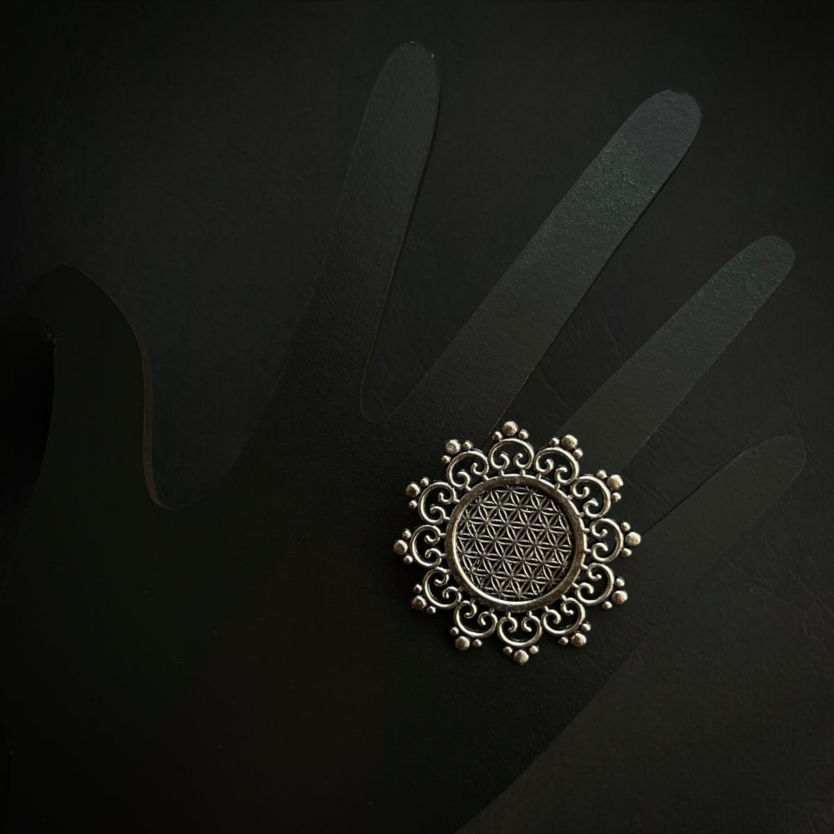 AARIKA OXIDIZED MULTI FINGER RING R24