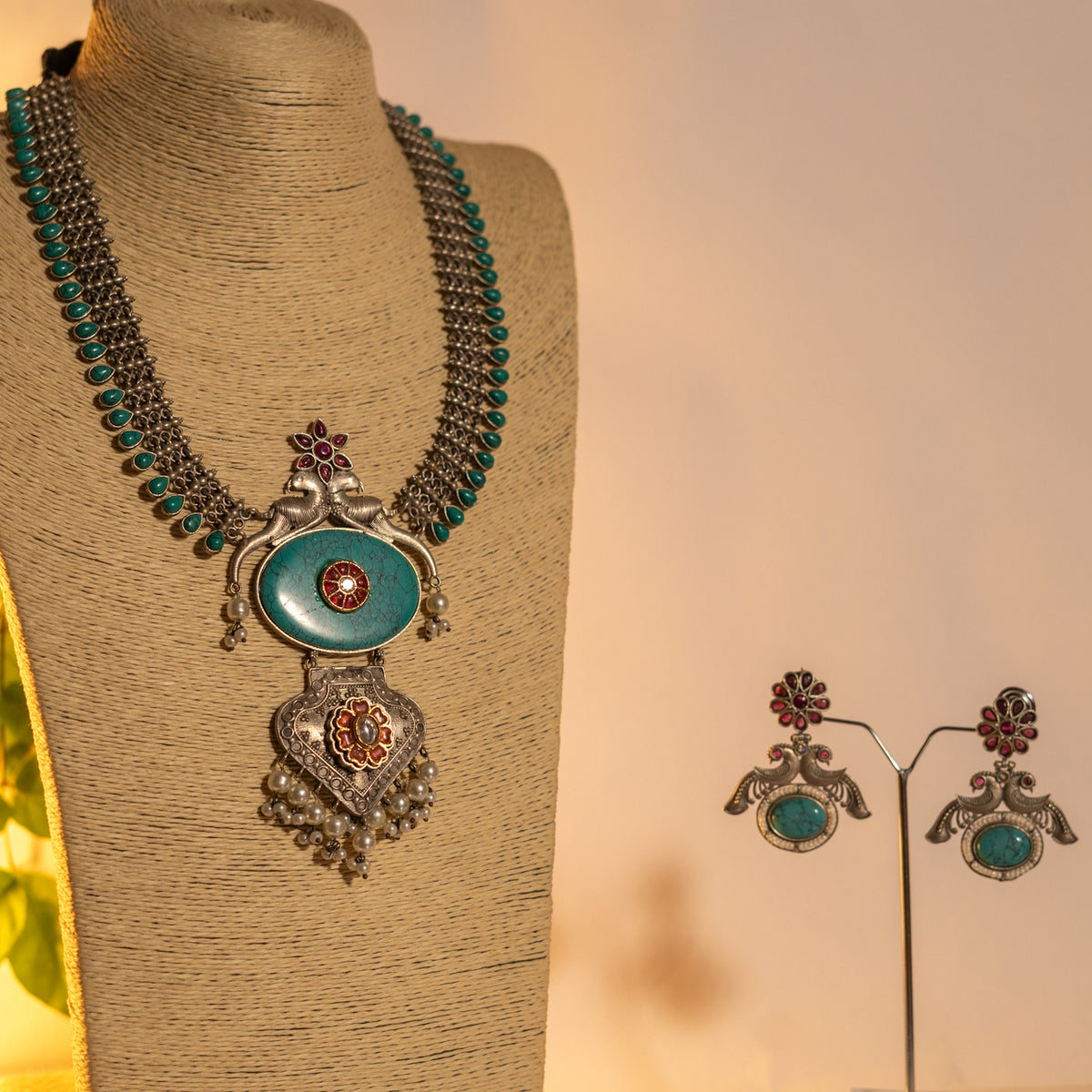 AQUA HANDMADE RAW AND RUSTIC MARINA FAUX SILVER ANTIQUE MALA WITH EARRINGS ML183