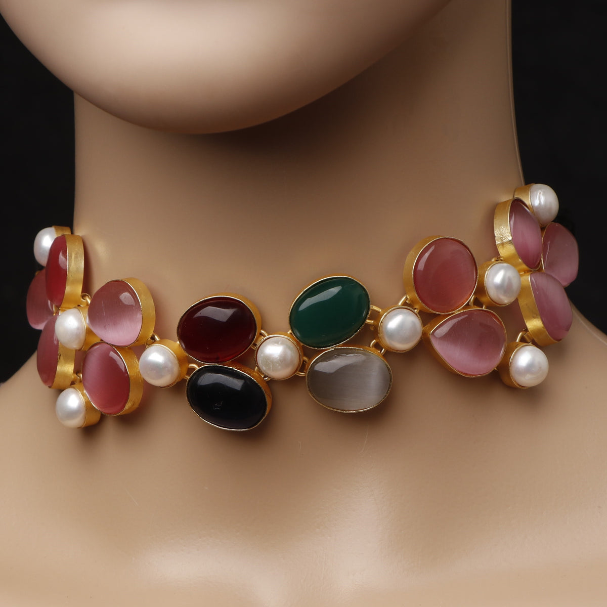 BAGYA BIJOUX PREMIUM AND EXCLUSIVE HANDMADE MONALISA CHOKER WITH EARRINGS CH405