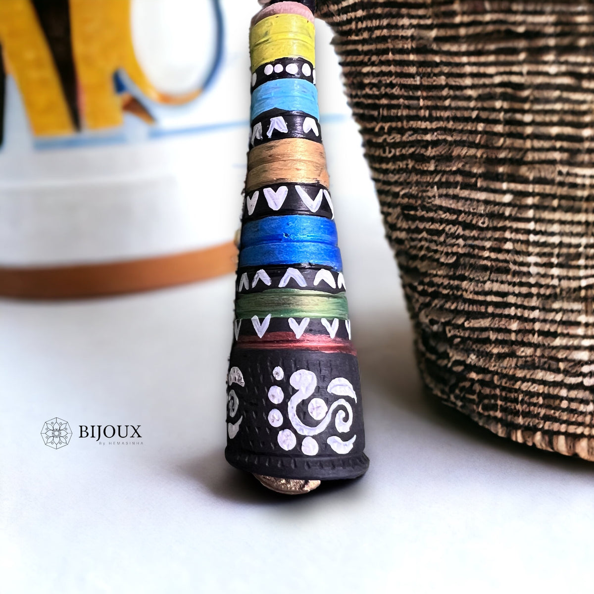 FROSTY FIZZ FRIEND TERRACOTTA PENDANT WITH BLACK ROPE TR16