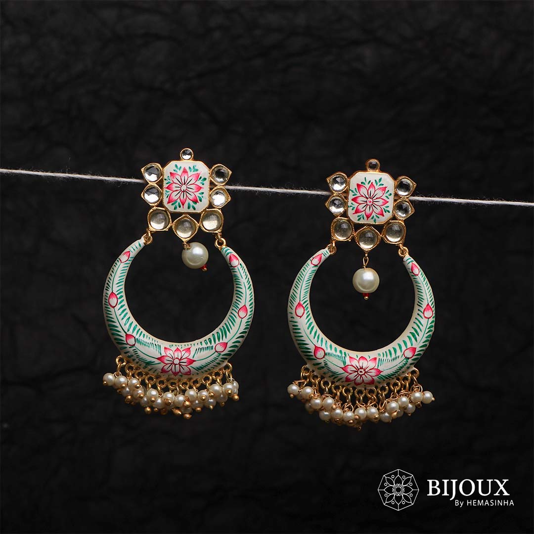 ORINLA GOLD TONE HANDMADE EARRINGS/DANGLER ER605