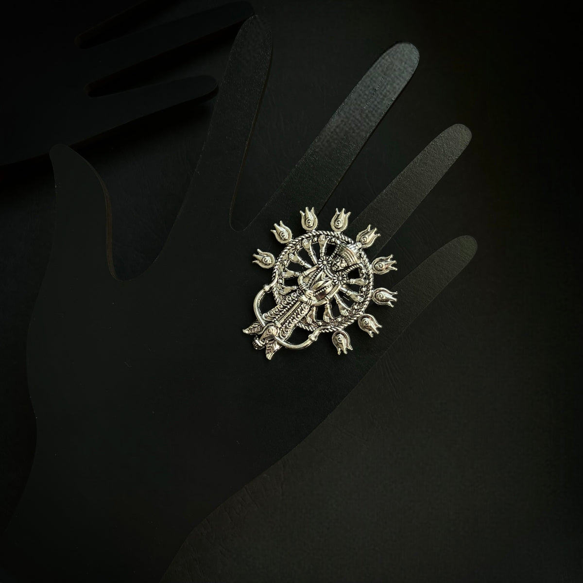 AARIKA OXIDIZED MULTI FINGER RING R24