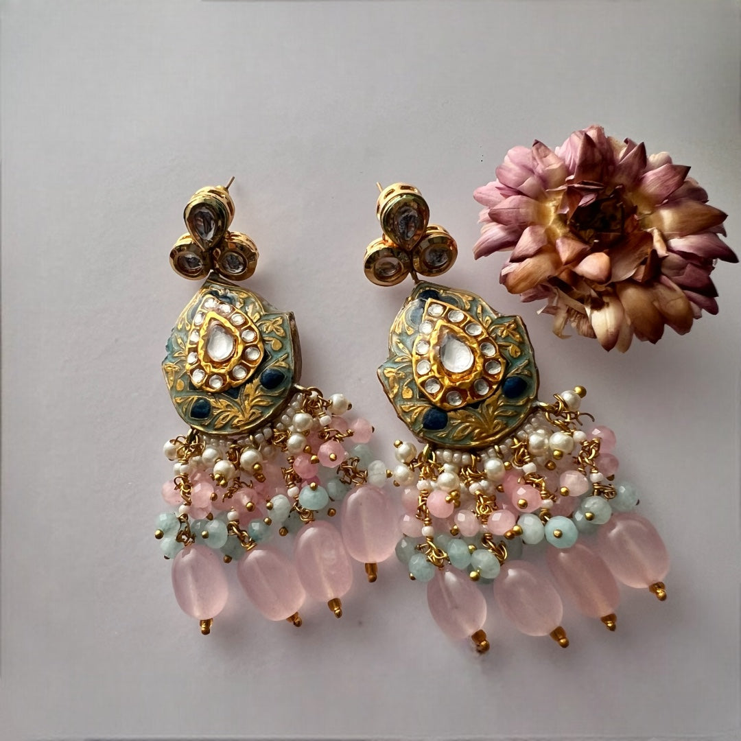 NIKILA ONEX BEADS LAC AND KUNDAN BIJOUX PREMIUM AND EXCLUSIVE HANDMADE CHOKER WITH EARRINGS CH396