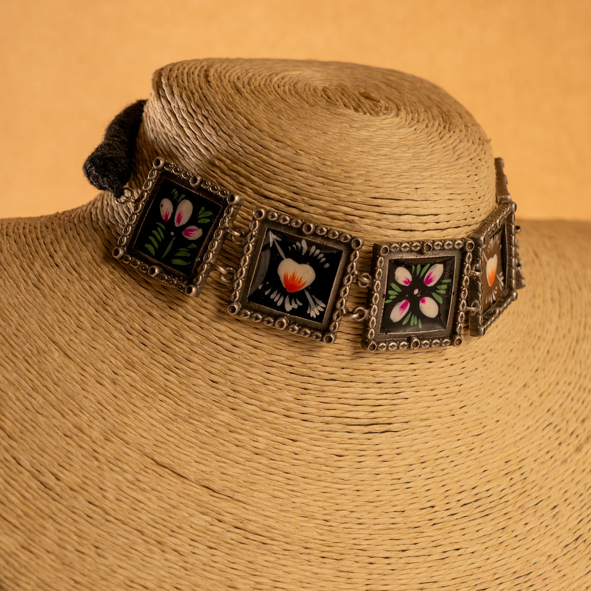 SHEETHAL HAND PAINTED AND HANDMADE  RUSTIC LOOK NECKPIECE NECKLACE NL71