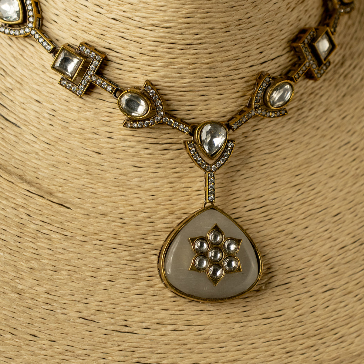 RISHONA DUAL TONED SEMI HANDMADE MONALISA STONES NECKPIECE/NECKLACE WITH EARRINGS NL320