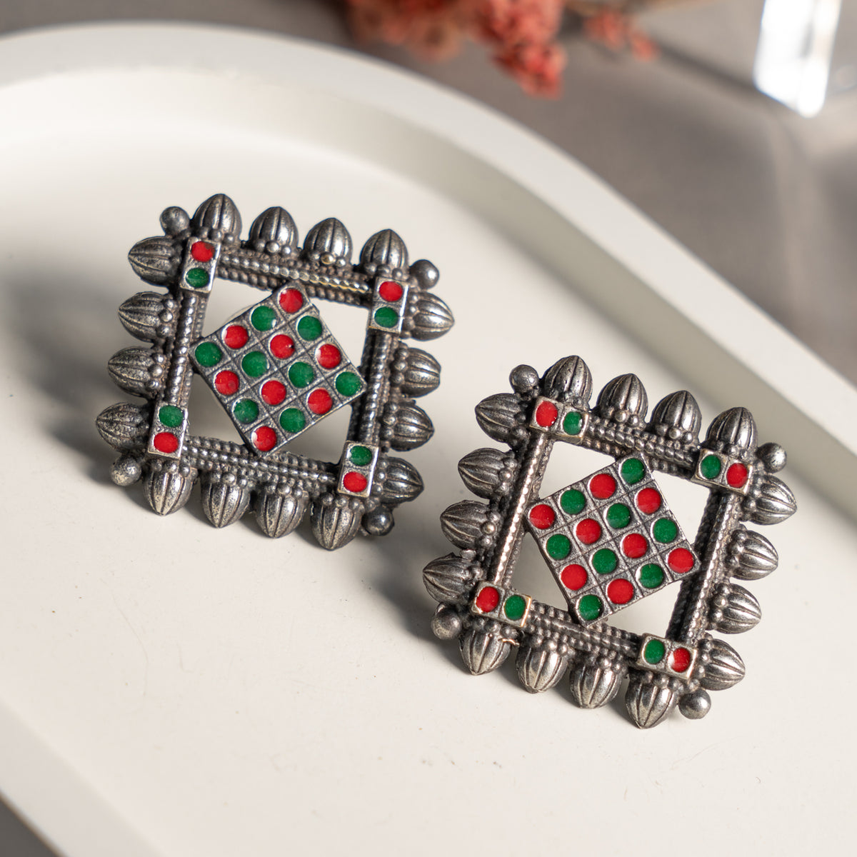 BOWIE OXIDIZED ANTIQUE FINISH SEMI HANDMADE EARRINGS/STUDS ER796