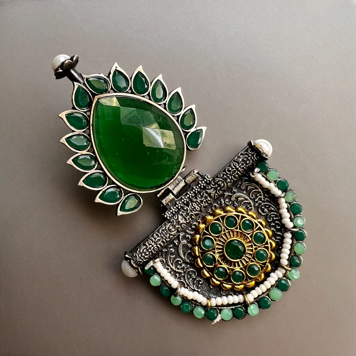 REETA SILVER LOOK ALIKE SEMI-HANDMADE EARRINGS ER217