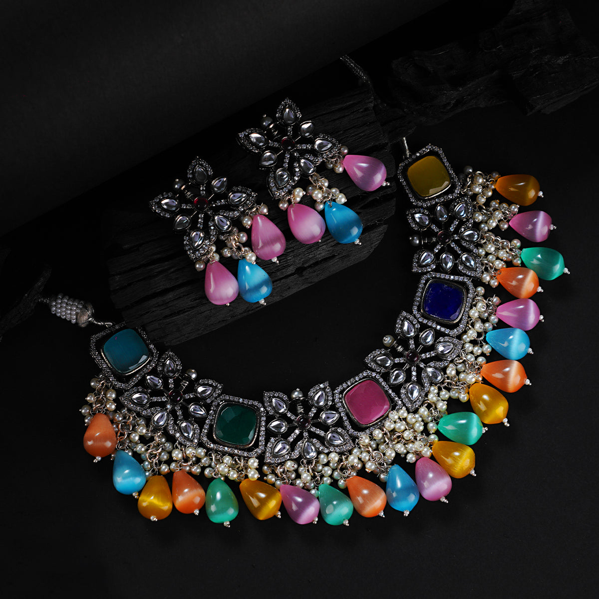 TIHARA VICTORIAN SEMI HANDMADE BRIDAL NECKLACE NL109