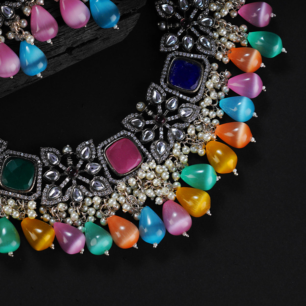 TIHARA VICTORIAN SEMI HANDMADE BRIDAL NECKLACE NL109