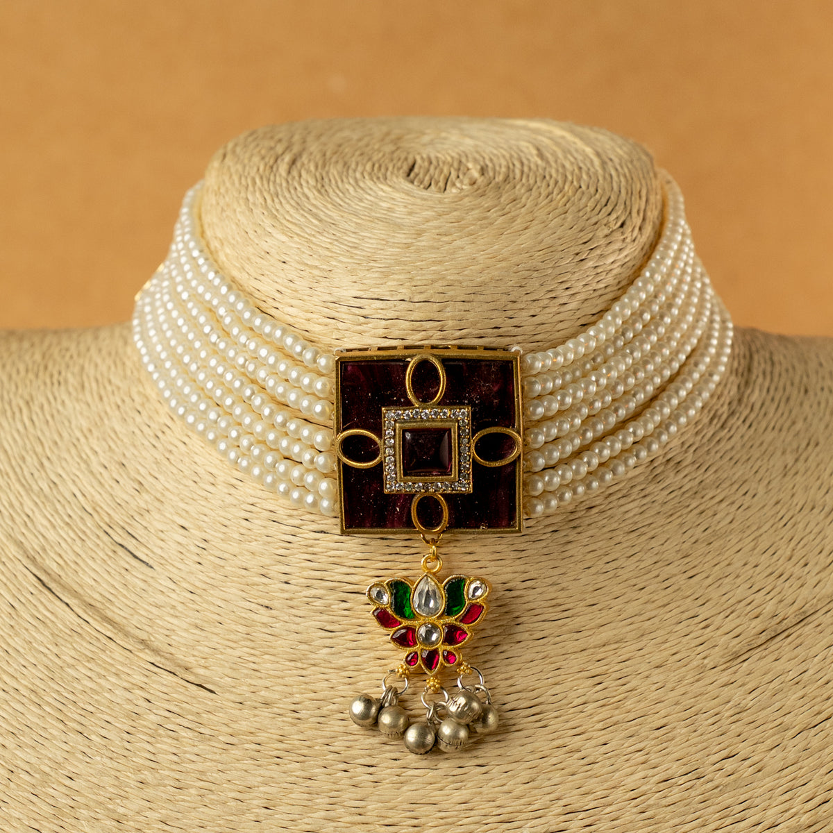 QURA SEMI HANDMADE MONALISA STONES WITH PACHI KUNDAN CHOKER/NECKPIECE EARRINGS NL324