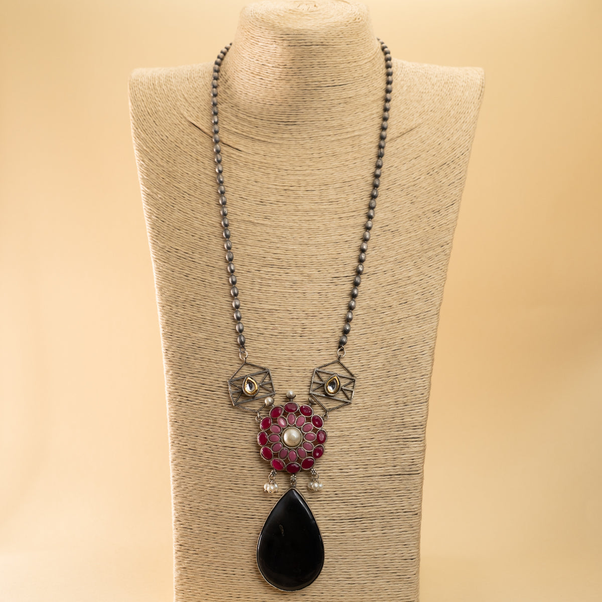 ELAN SILVER LOOK ALIKE /BIJOUX EXCLUSIVE HAND MADE MALA/NECKPIECE ML71