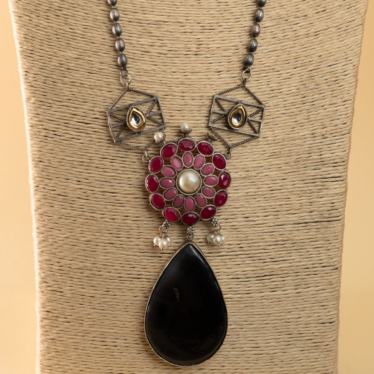 ELAN SILVER LOOK ALIKE /BIJOUX EXCLUSIVE HAND MADE MALA/NECKPIECE ML71