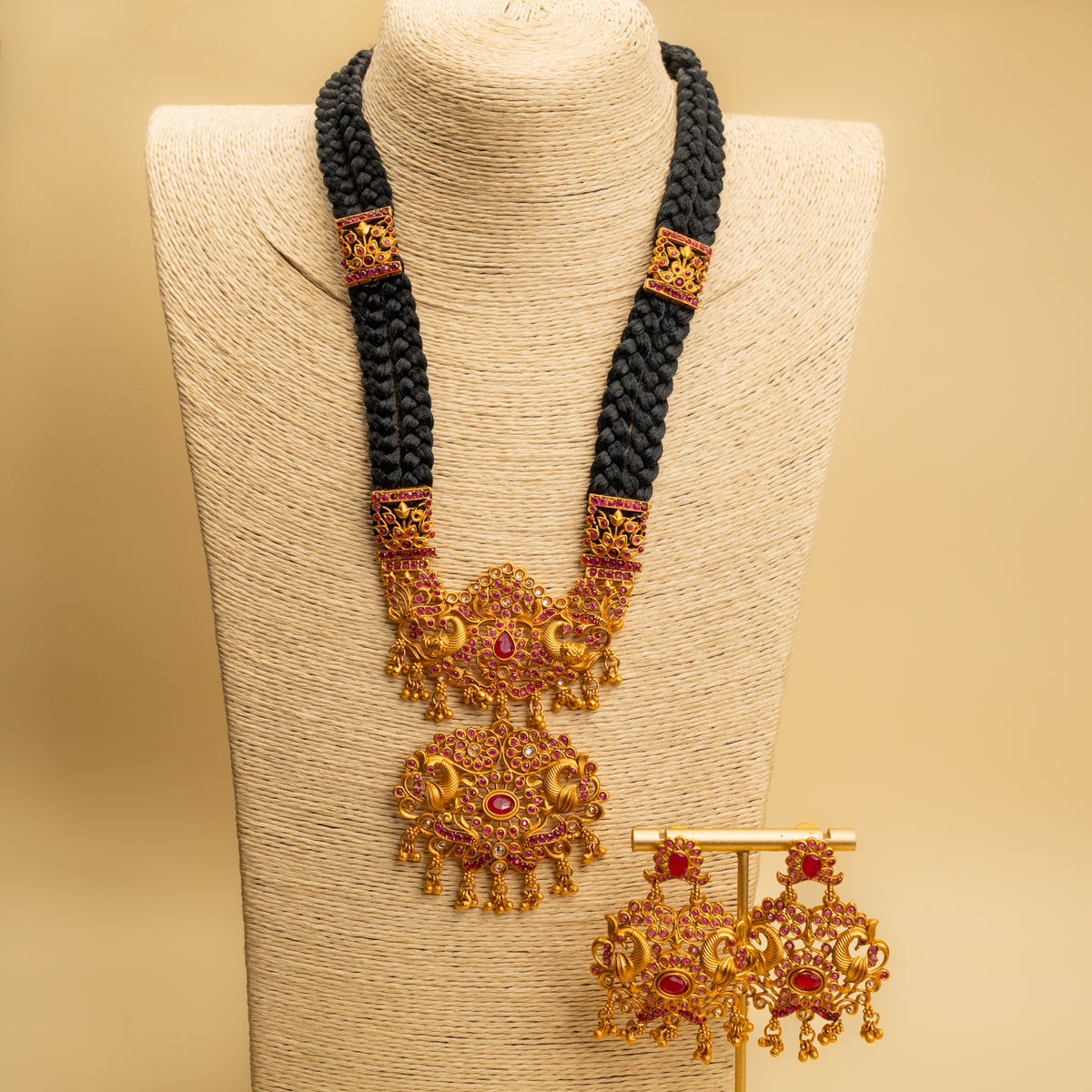 NIRALAYA TEMPLE GOLD TONED WITH BLACK THREAD MALA/ NECKPIECE  ML75