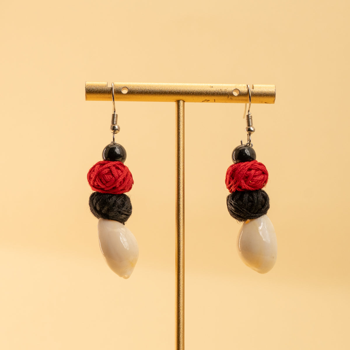 RINA FABRIC AND BEADS HANDMADE AND HANDSTICHED MALA/ NECKPIECE ML85