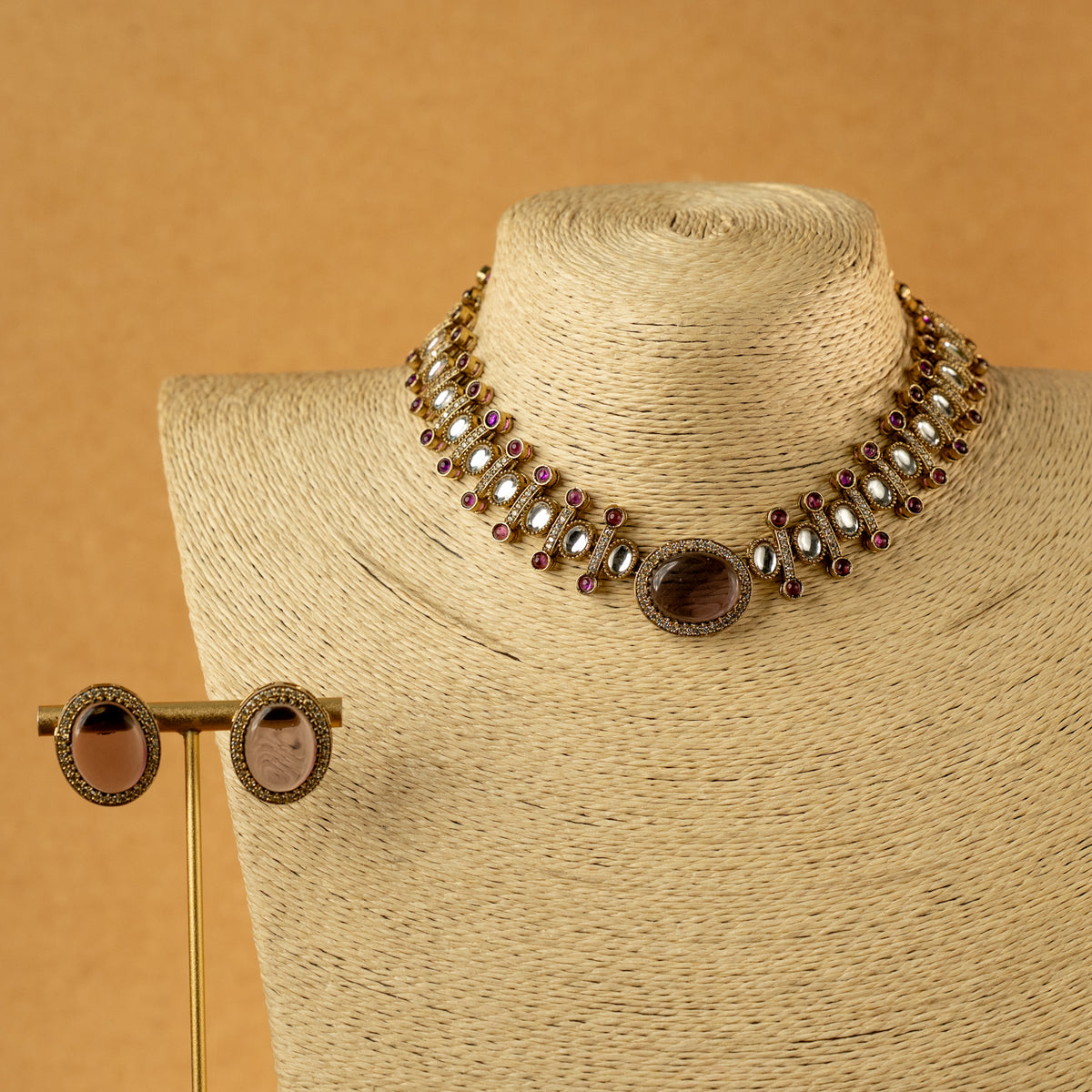 ZOHRA SEMI HANDMADE MONALISA STONE NECKPIECE/NECKLACE EARRINGS NL325