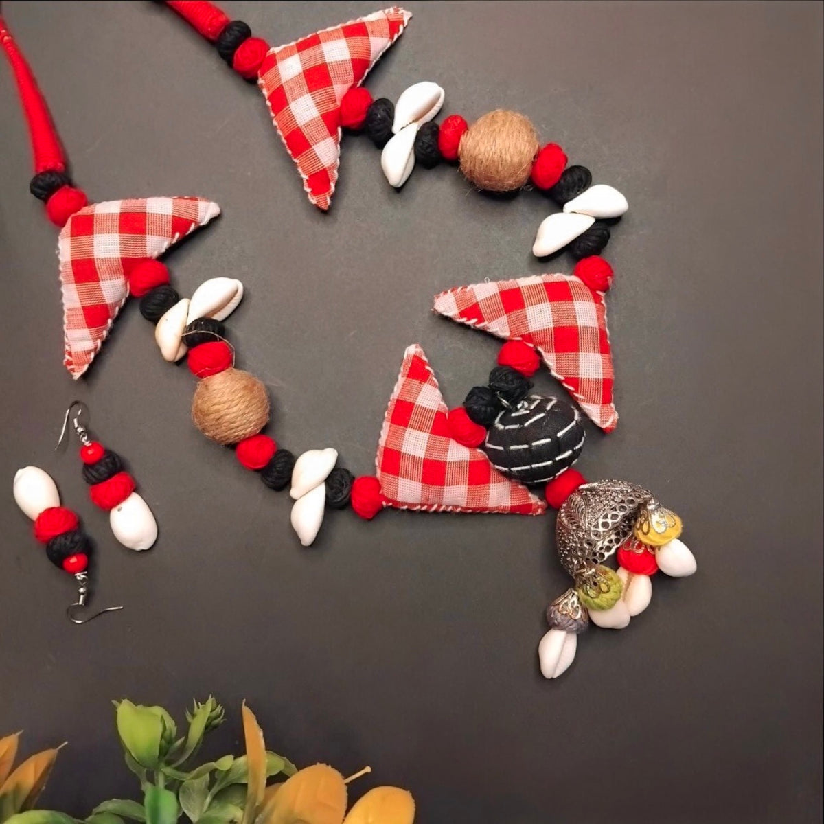 RITHU FABRIC AND BEADS HANDMADE AND HANDSTICHED MALA/ NECKPIECE ML88