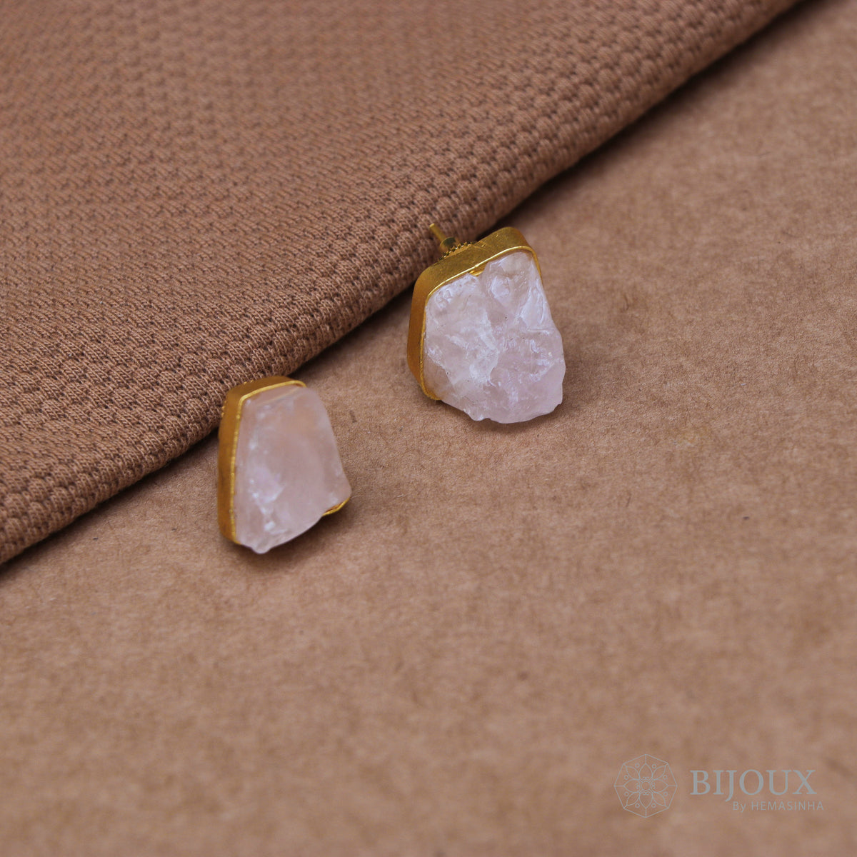 THIYALA RAW STONE ANTIQUE FINISH HANDMADE STUDS ER205