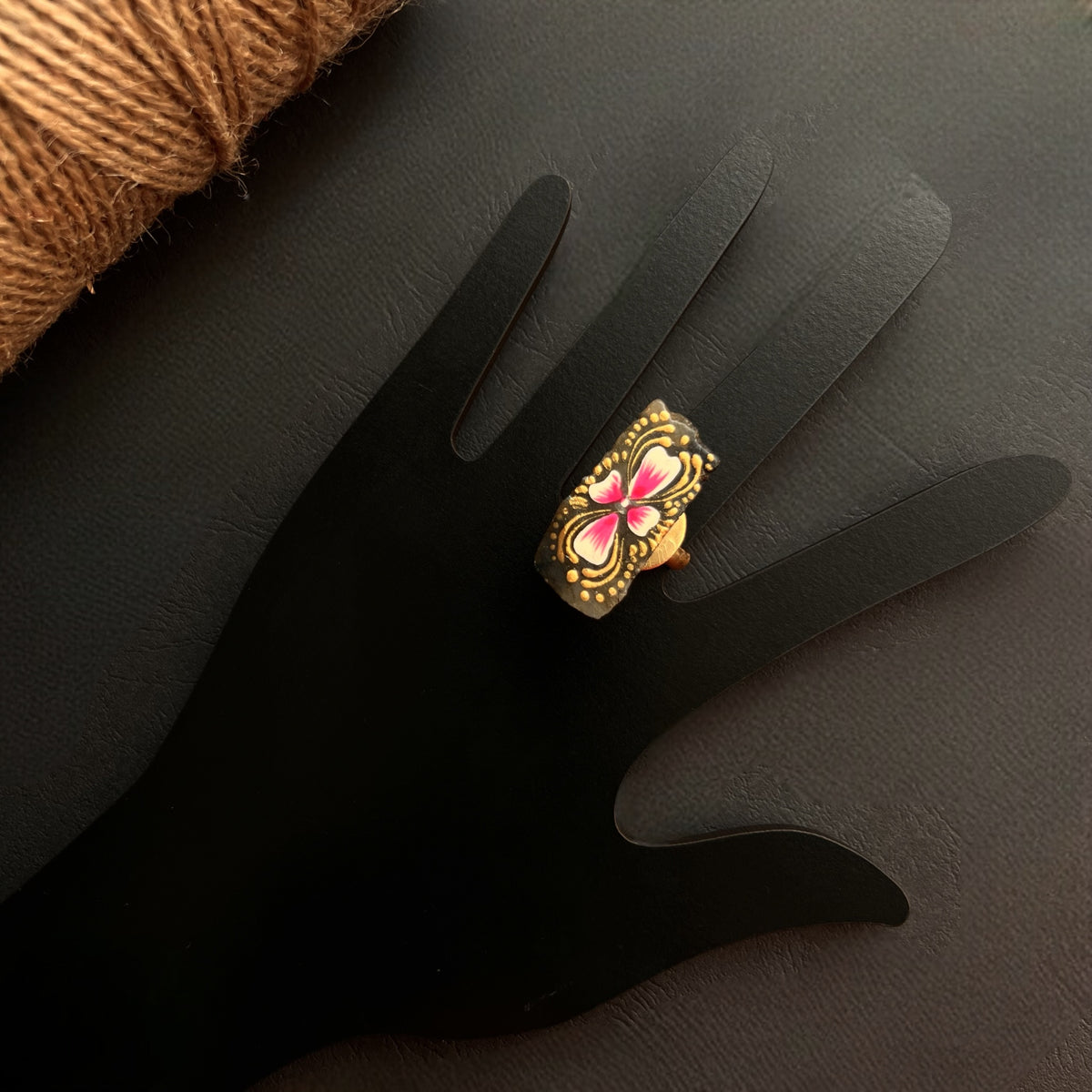 SRINAYS RAW STONE HANDMADE AND HAND  PAINTED GOLD TONED RING R14