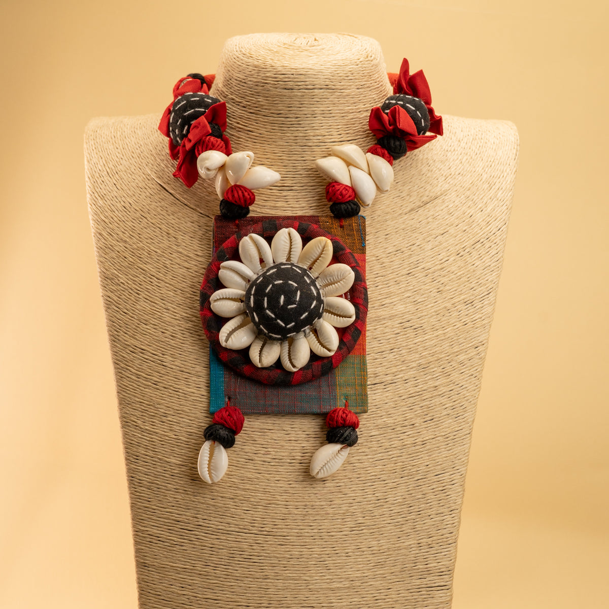 ZARA FABRIC AND BEADS HANDMADE AND HANDSTICHED MALA/ NECKPIECE ML89