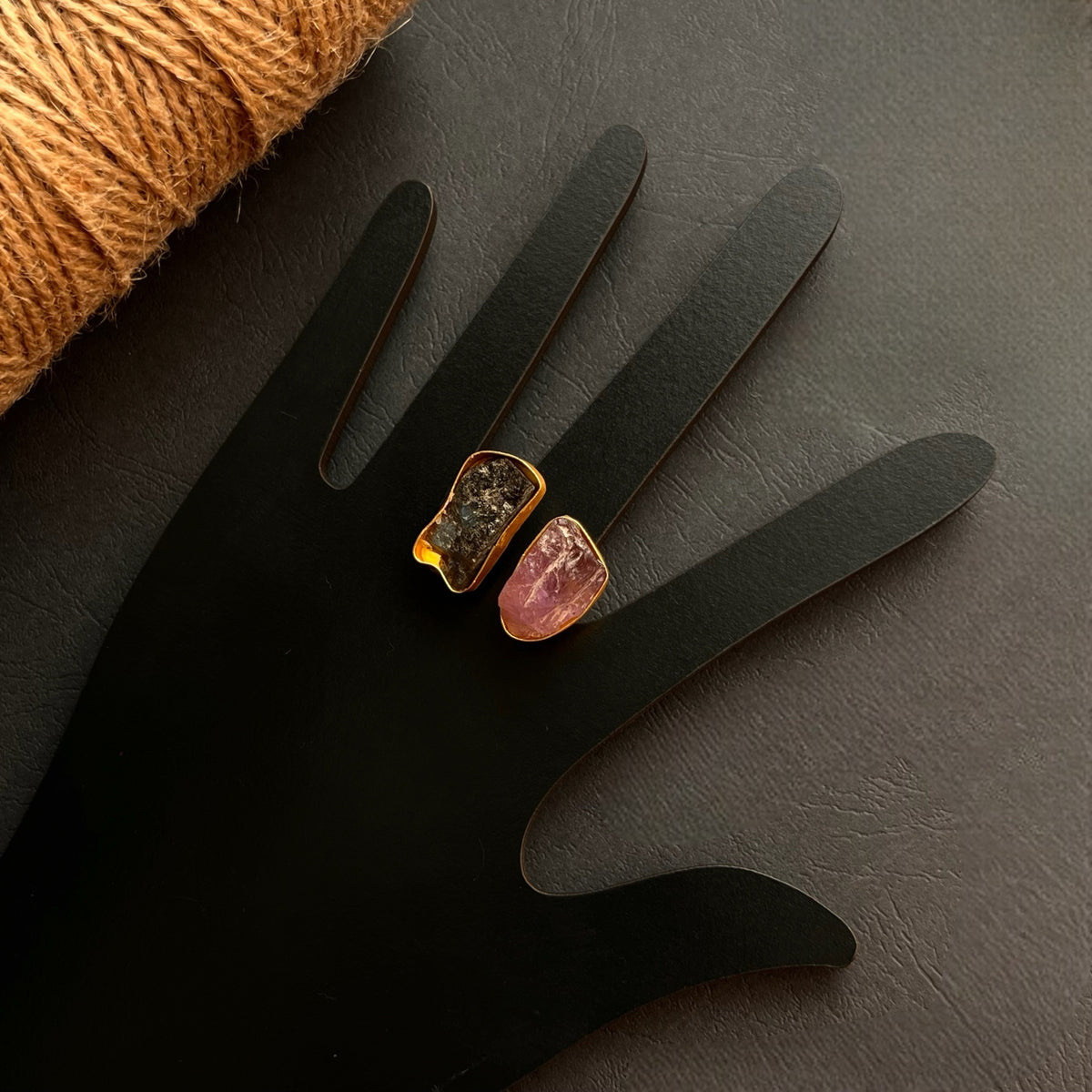 VARDHINI RAW STONE GOLD TONED RING R15