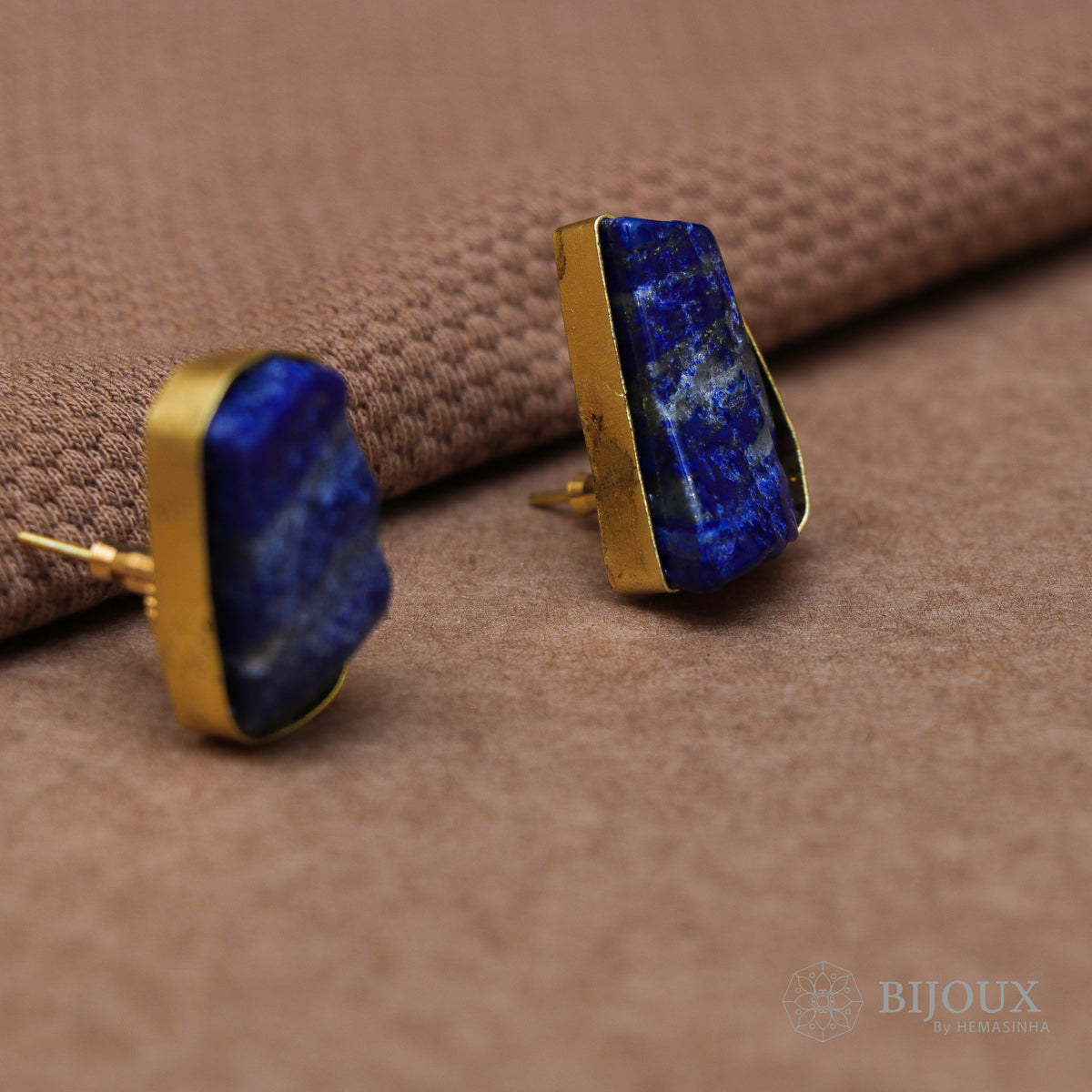 THIYALA RAW STONE ANTIQUE FINISH HANDMADE STUDS ER205