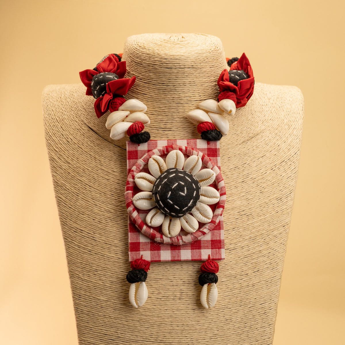 ZARA FABRIC AND BEADS HANDMADE AND HANDSTICHED MALA/ NECKPIECE ML89