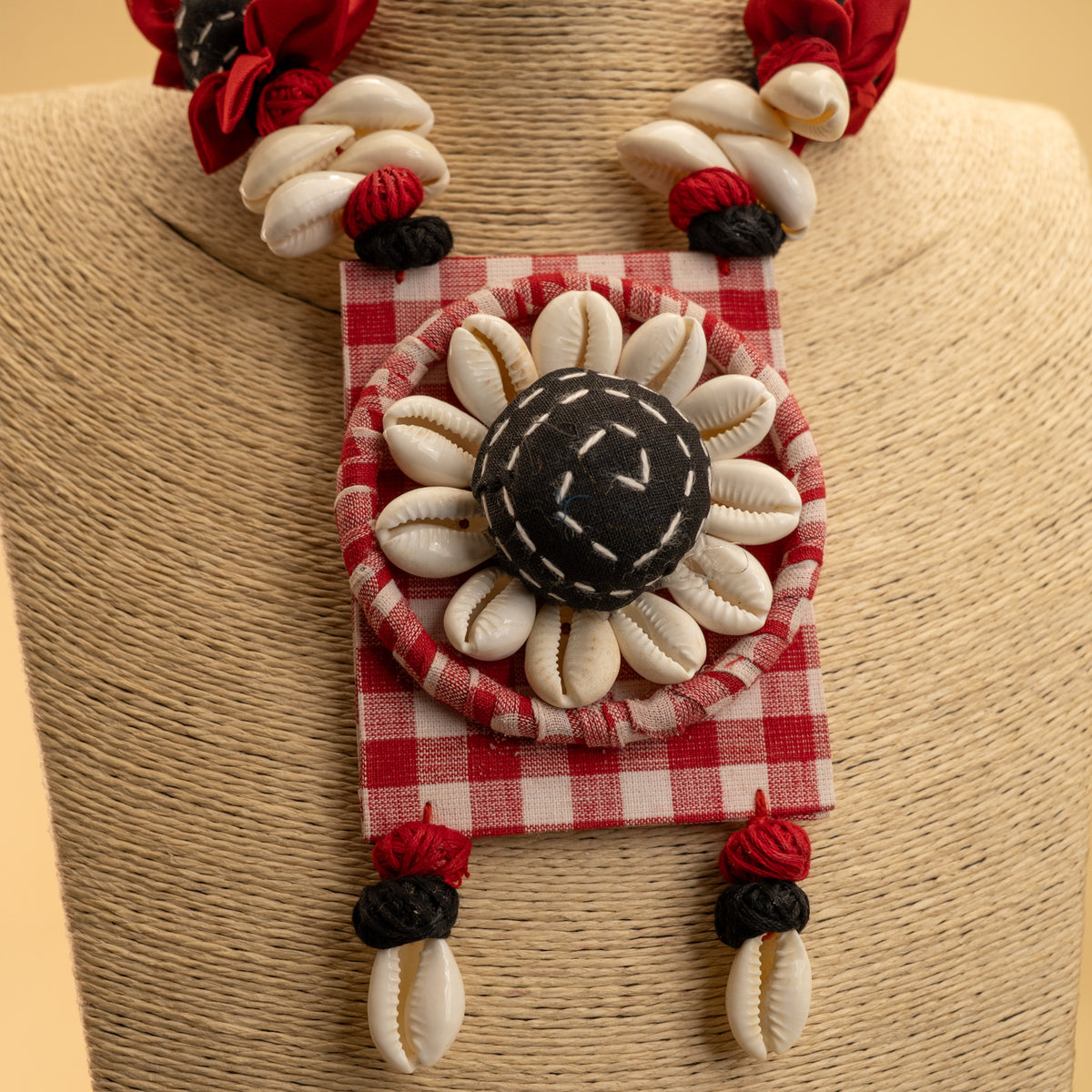 ZARA FABRIC AND BEADS HANDMADE AND HANDSTICHED MALA/ NECKPIECE ML89