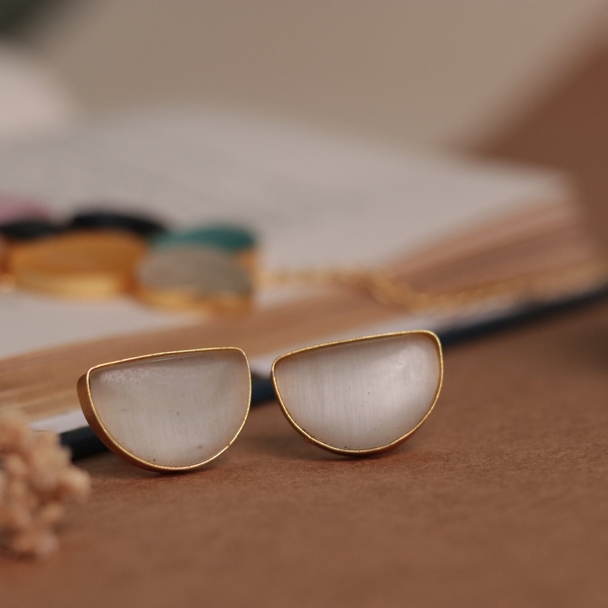 LUCY BIJOUX PREMIUM AND EXCLUSIVE HANDMADE CHOKER WITH EARRINGS CH121