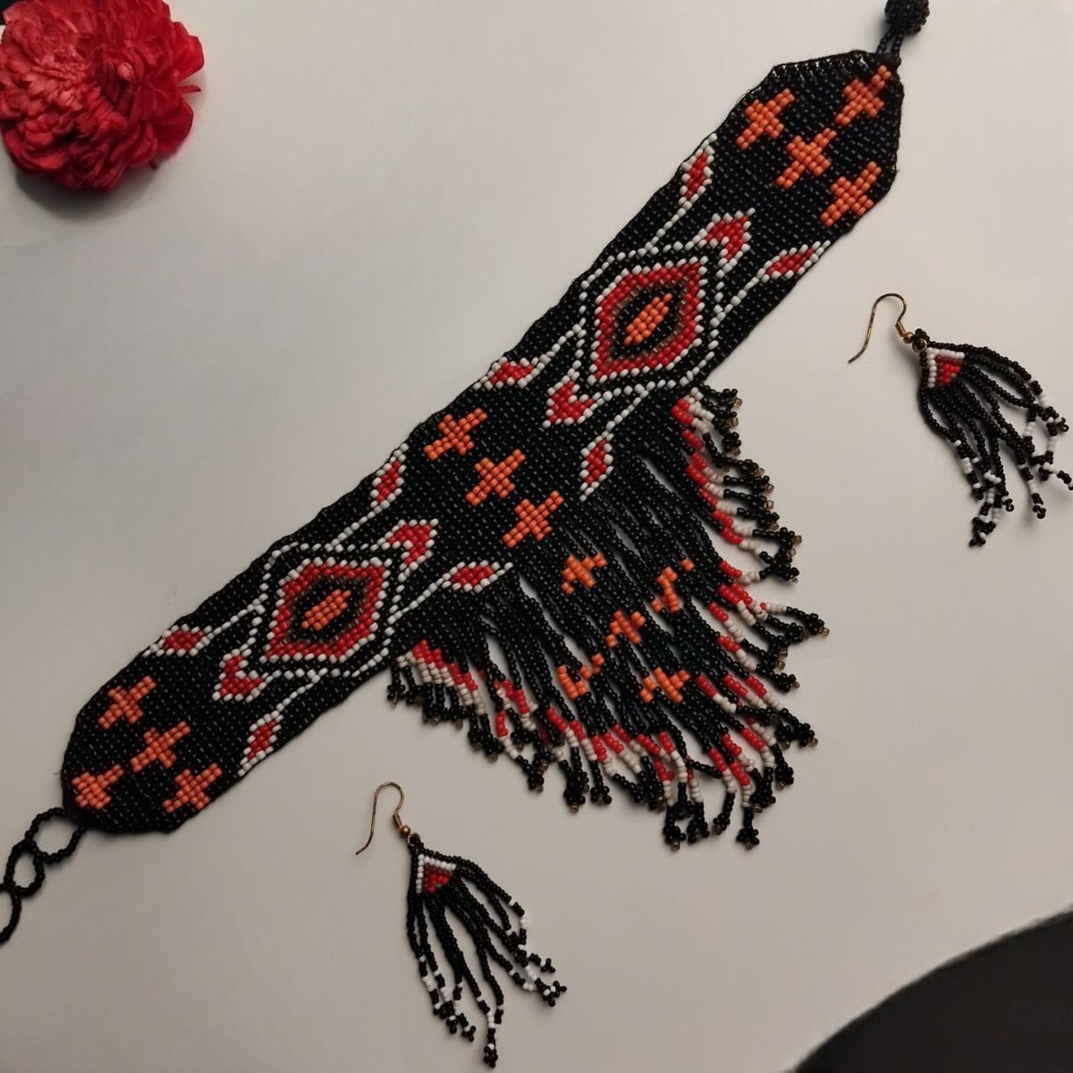 ANUSHA AFRO BEADED HANDMADE CHOKER/ NECKPIECE CH336