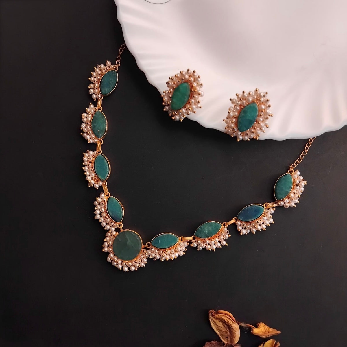 JAMI RAW AND RAW RUSTIC FINISH NECKPIECE CHOKER CH416