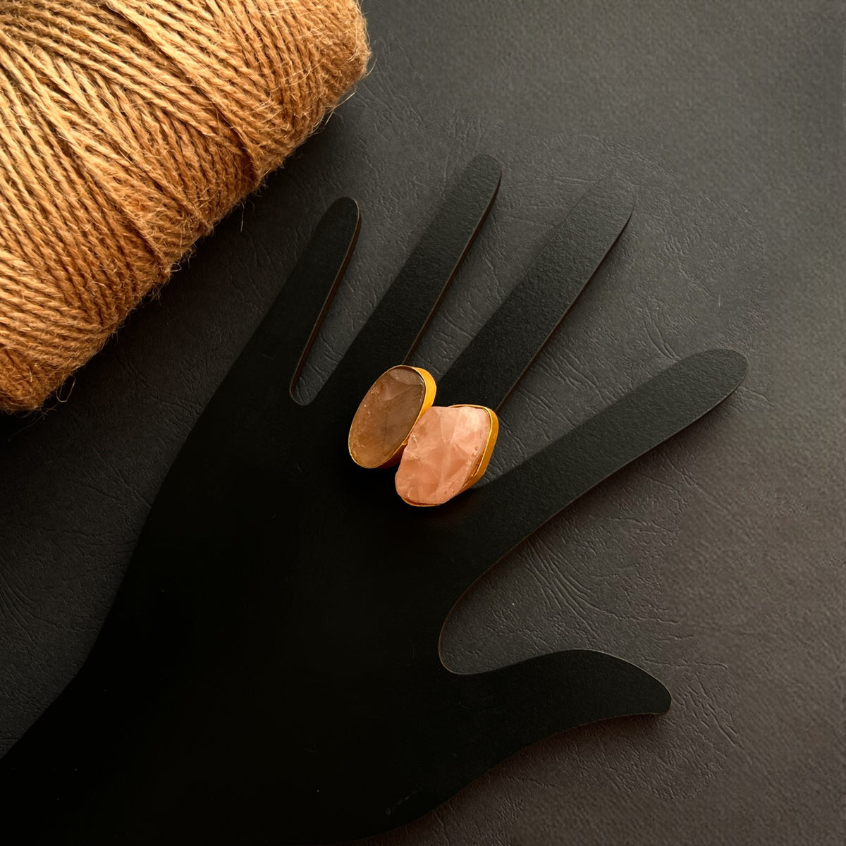 VARDHINI RAW STONE GOLD TONED RING R15