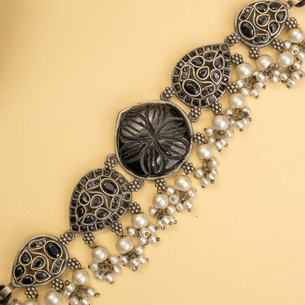 MIRA HANDMADE BIJOUX PREMIUM AND BIJOUX EXCLUSIVE RUSTIC FINISH CHOKER WITH EARRINGS CH527