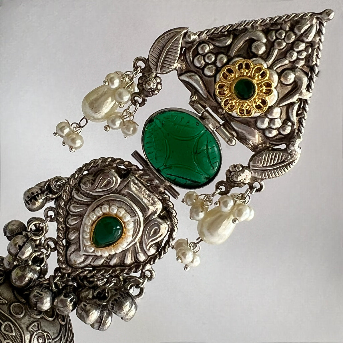 KRITHI SILVER LOOK ALIKE DUAL-TONED SILVER POLISH HANDMADE JUMBO JHUMKA ER572