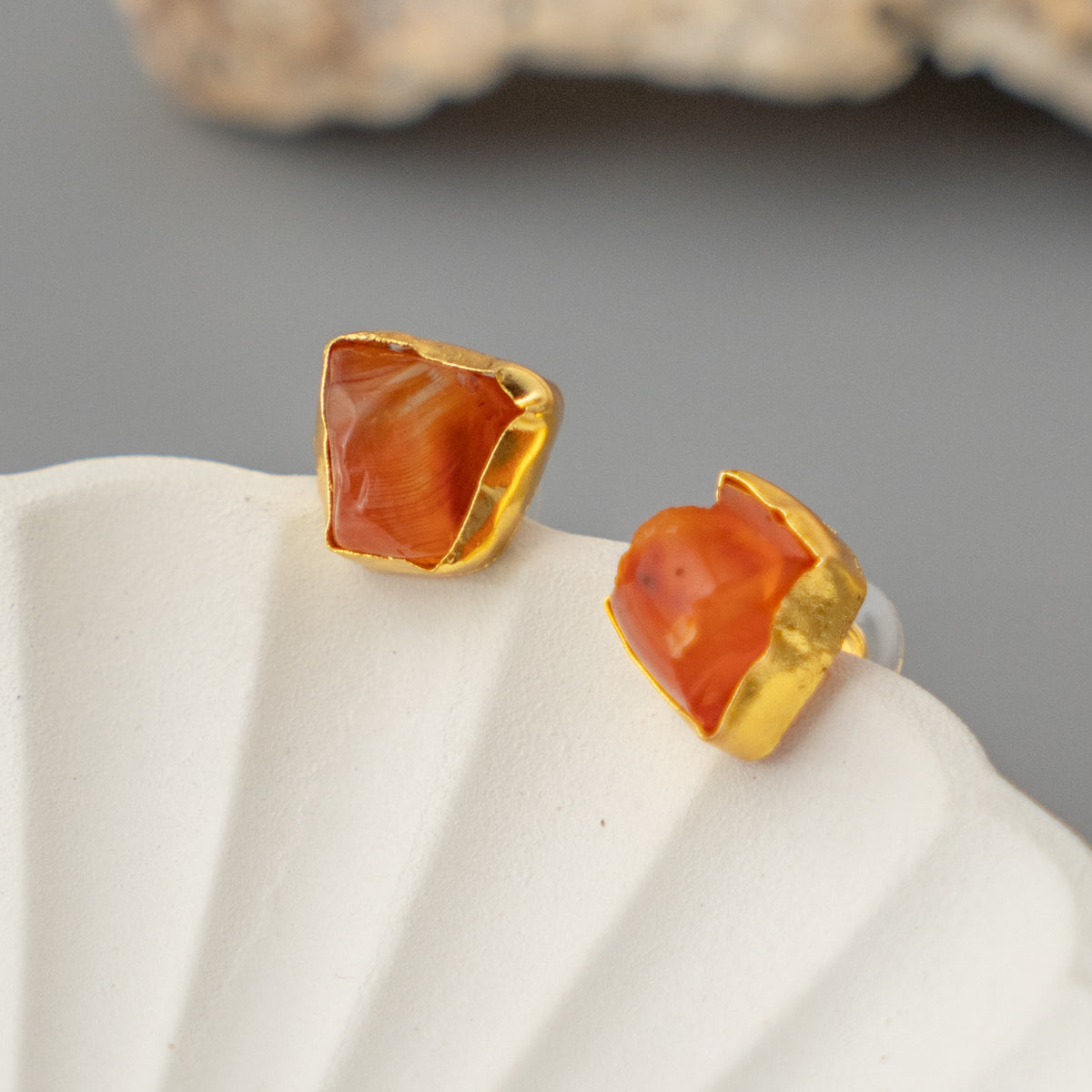 ELLE GOLD PREMIUM NATURAL STONE HANDMADE EARRING/STUD ER931