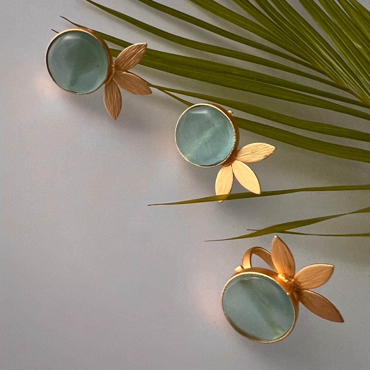 ROXANIA SET RING EARRING AND NECKLACE HANDMADE GOLD TONED PREMIUM NECKLACE/NECKPIECE EARRING SET NL30