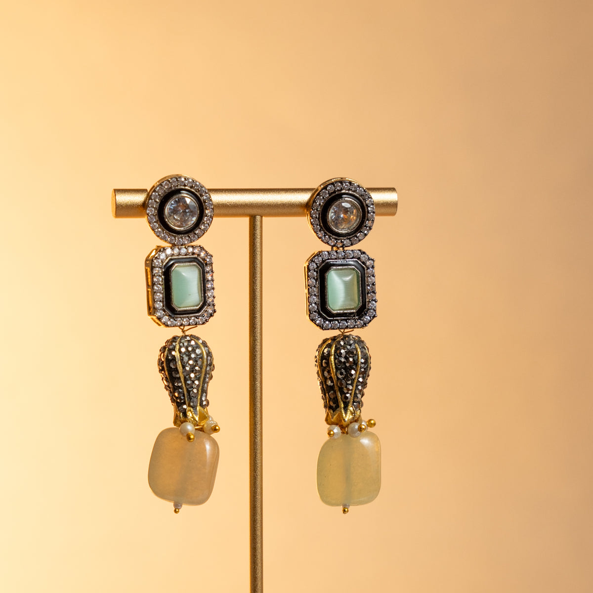 SHABNAM CLASSIC LAYERED HANDMADE NECKLACE NL40