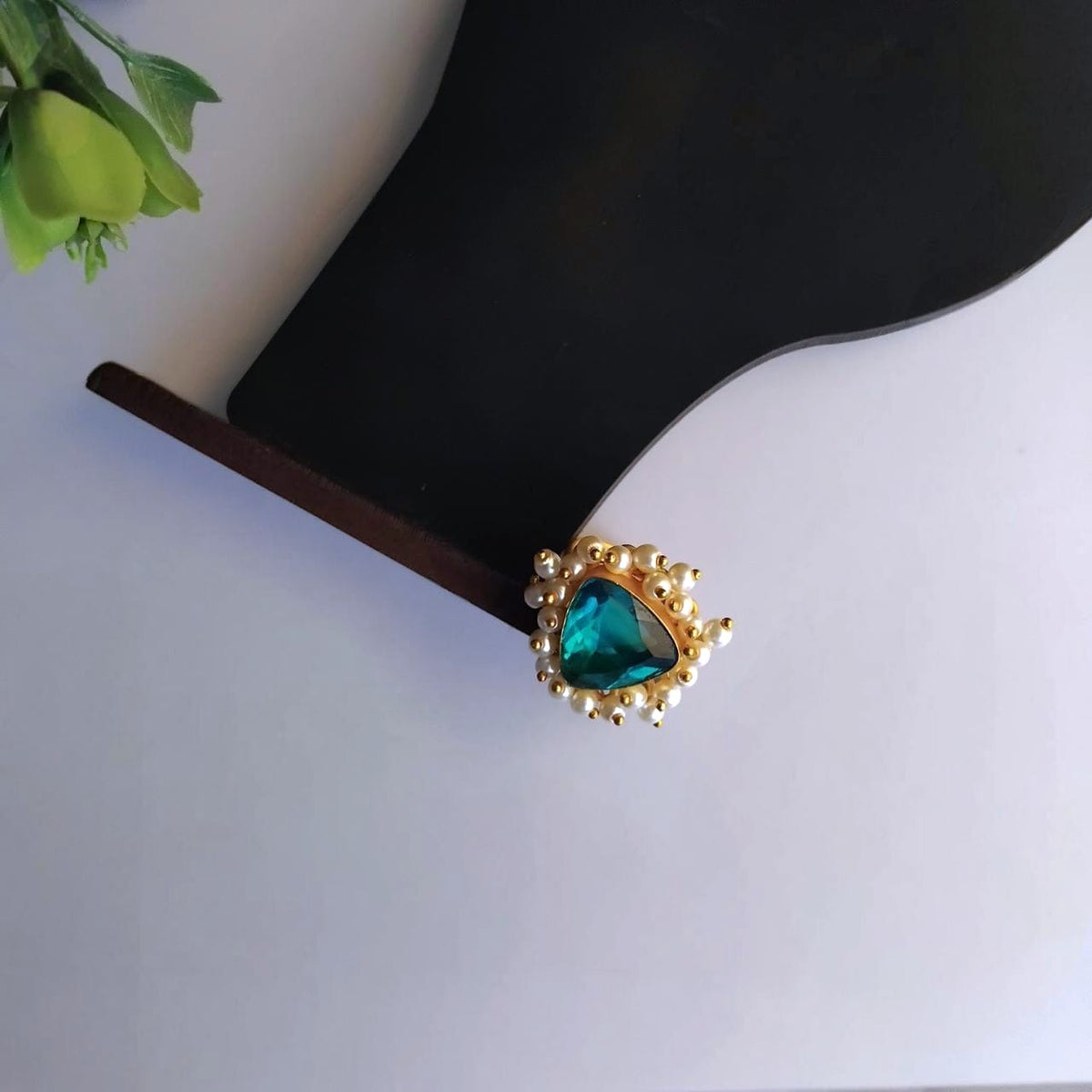 ISHIKA GOLD TONED NATURAL STONE HANDMADE FINGER RING R21